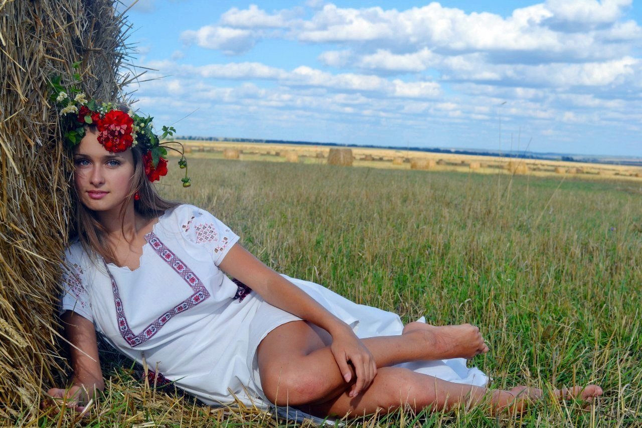 Slavic girls in Santos